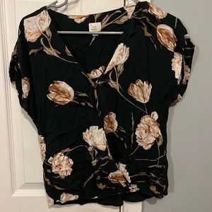 Short sleeve, business casual t shirt